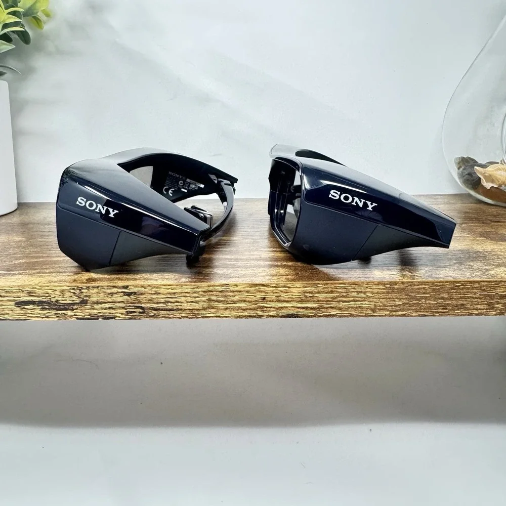 2 SONY 3D GLASSES HU09RH6 Rechargable (No Charging Cable)‎